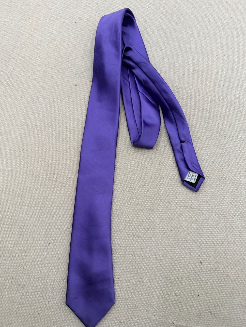 Classic Purple Satin Men's Tie - Geoffrey Beene